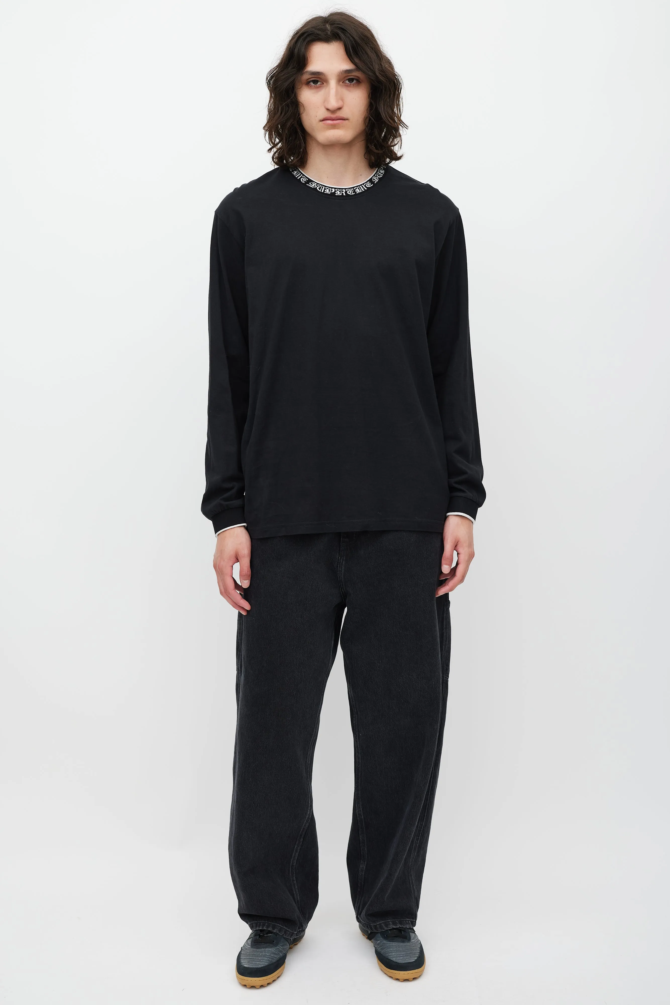Black & White Script Logo Trimmed Top