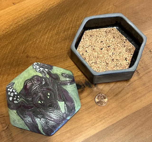 Displacer Beast Dice/Jewelry Box