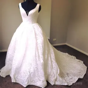 Elegant Strapless V-Neck Full Floral Prints Lace Long Train Ball Gown Dainty Bridal Wedding Dress.