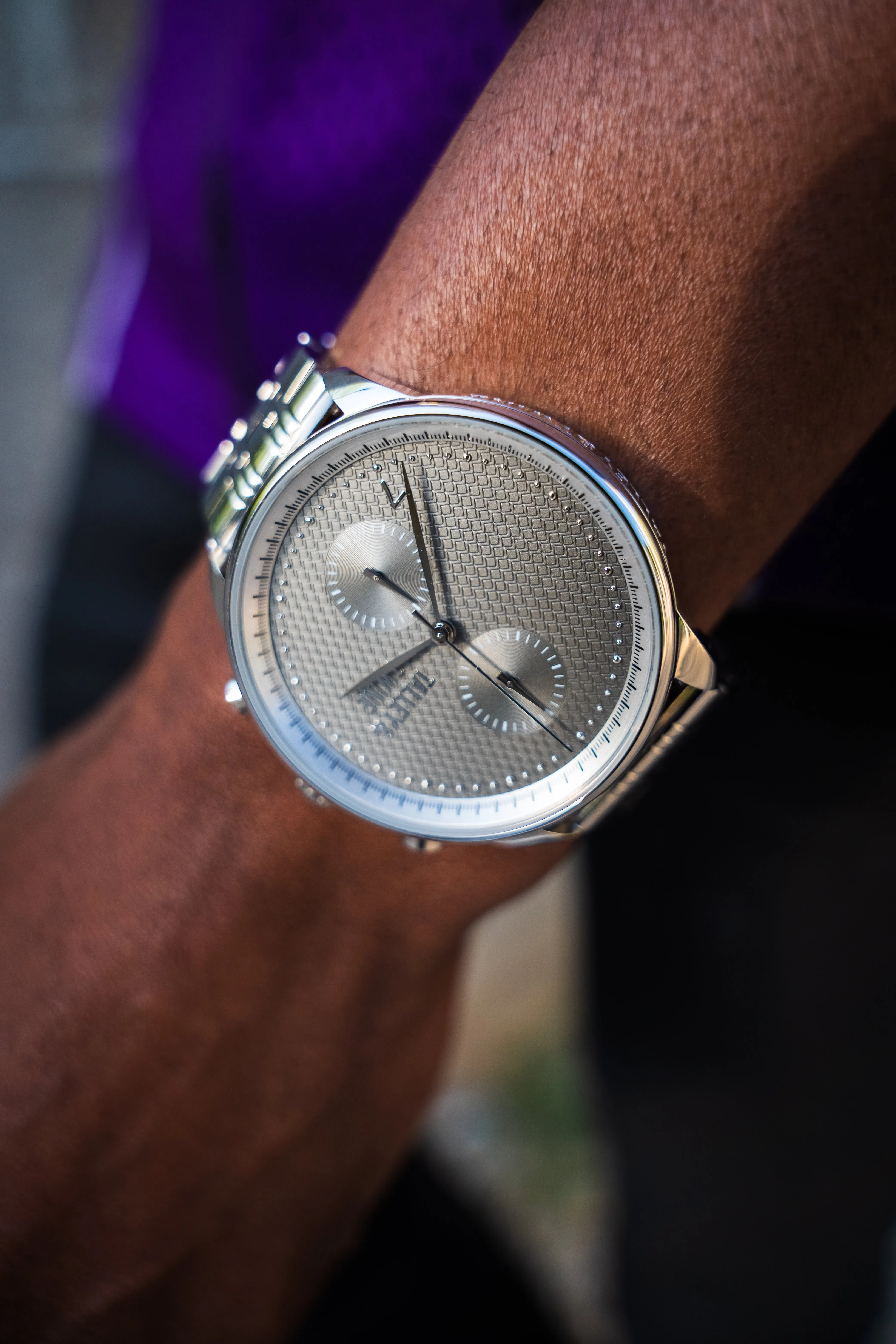[PRE-ORDER ONLY: Ships by 4/25] Grey Diamond M
