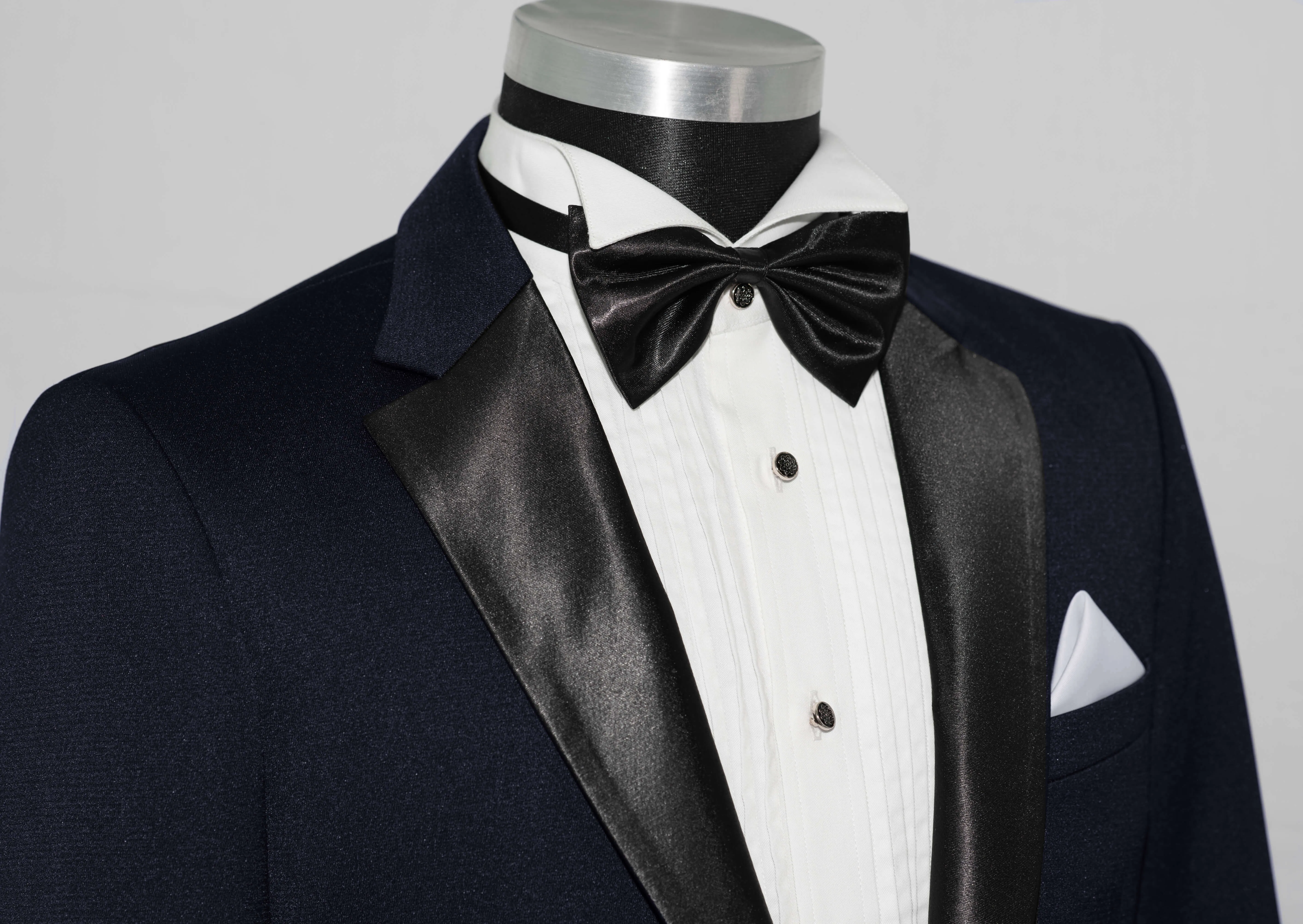 SLIM-FIT NOTCH LAPEL NAVY BLUE TUXEDO SIT FOR MEN