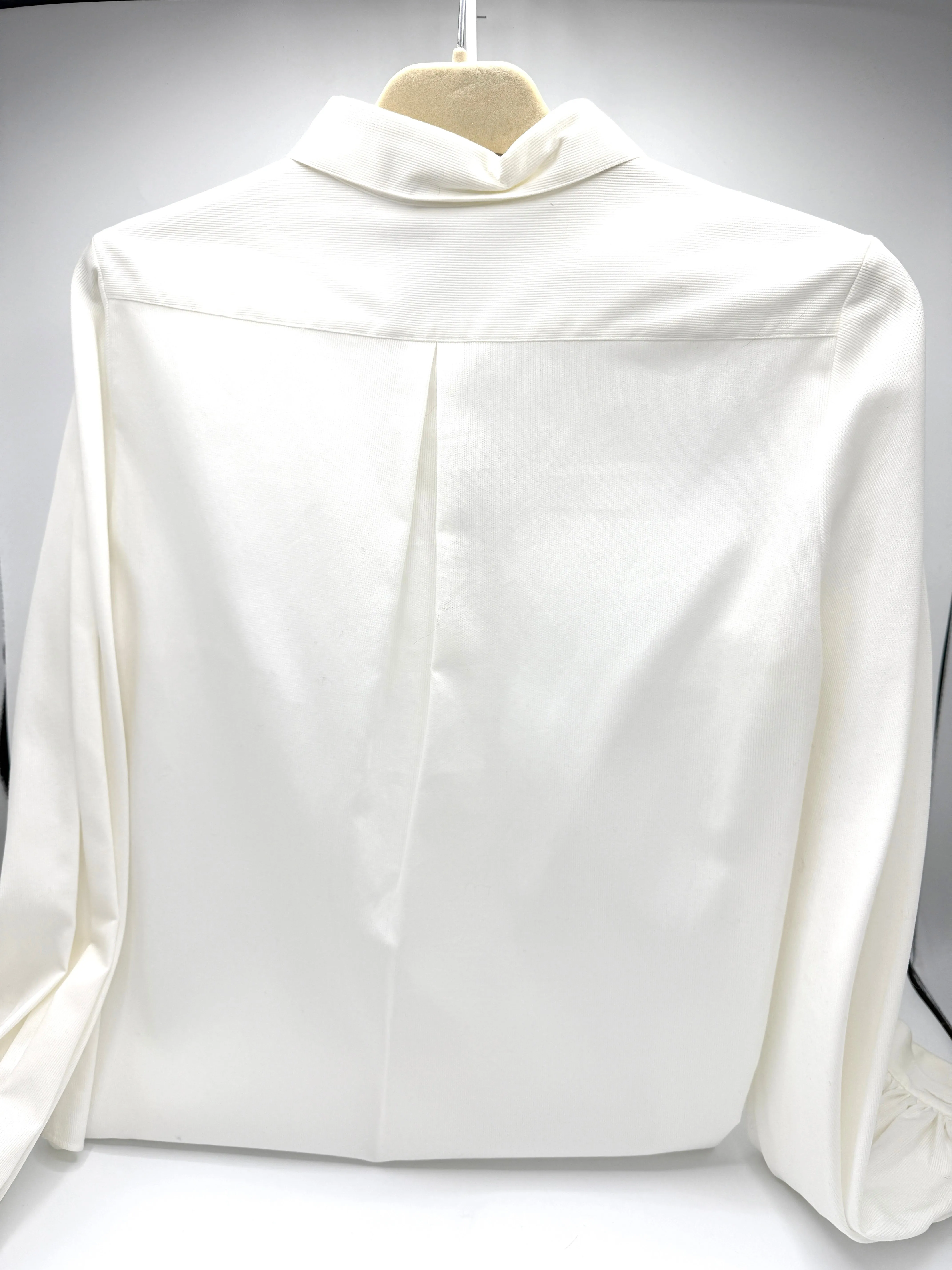 White Trimmed Button Down Shirt Sz 40